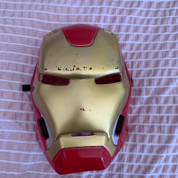 Iron man mask - Picture 1 of 2